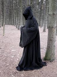 Find your scary halloween costume and have a little fun! Pin By Rosita Roelen On Halloween Ideas Grim Reaper Halloween Reaper Costume Grim Reaper