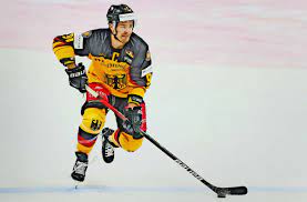 Juni 2021 in riga, der hauptstadt lettlands, statt. Eishockey Wm 2021 In Lettland Warum Moritz Muller Der Geborene Anfuhrer Ist Sportmeldungen Stuttgarter Zeitung