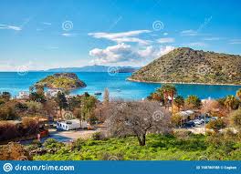 Туры в отель be premium bodrum 5*. Von Oben Aus Sicht Auf Die Bucht Von Gumusluk Und Die Stadt In Bodrum Mugla Turkei Redaktionelles Stockfoto Bild Von Meer Wolke 158780188