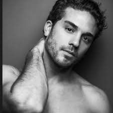 Dan Horn (@_danhorn)