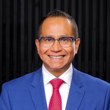 Elva Gonzalez, Real Estate Agent