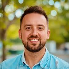 Today myself and Richard Underwood had the opportunity to share our  apprenticeship journey at the Institute of Couriers (IOC) heads of industry  meeting. We also had the chance to listen to leading… |