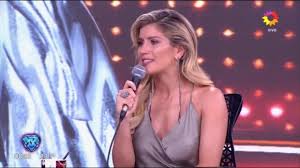 El reality cantando 2020, conducido por ángel de brito y laurita fernández, se estrenará el próximo lunes a las 22.30 por el trece en medio de estrictos protocolos por la pandemia de coronavirus, con 20 parejas y un jurado integrado por nacha guevara, moria casán, karina la princesita y pepito cibrián. El Cantando 2020 Tendra Dos Conductores Y Se Confirmaron Los Primeros Famosos Tvshow 02 07 2020 El Pais Uruguay