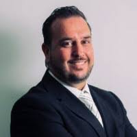 Robert Simione's Instagram, Twitter & Facebook