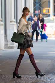 Sort by relevance, rating, and more to find the best full length femdom movies! Taylor Swift In Stockings Out And About In New York Hawtcelebs