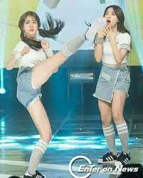 코로나19 여파로 생중계된 이번 행사에는 오윤동 cp, 심덕근 감독과 배우 김강우 김소혜 이정형 홍진기가. ê¹€ì„¸ì •ê¹€ì†Œí˜œ Facebook