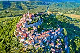Via mare da ancona o pescara con le linee dirette, o in autostrada via spalato. Casa Vacanza Privata Istria Ville Di Lusso In Afffitto Croazia