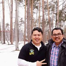 Bunga bangsa dalam lagu in berarti pahlawan yang berjuang dan rela berkorban bahkan sampai mati untuk mempertahankan indonesia dari tangan para penjajah. Unklab Official Adventist Youth Program 27 February 2021 Facebook