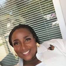 Happy birthday to sister queens