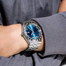 Swiss watch gallery is malaysia's leading luxury watch retailer offering a most comprehensive. Tudor Watch Tudor Royal Suggested Swiss Retail Price Chf 2 200 41 Mm Steel Case Blue Dial Sunray Finish Five Year Guarantee Facebook