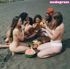 Maddii Sutton  maddii_sutton  maddiitrinity Гола изтичане OnlyFans снимка  40 - Nudogram v2.1