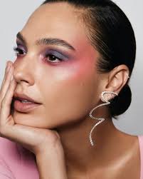 Gal gadot (april 30th, 1985) is an israeli actress and fashion model. Gal Gadot On Twitter Purple Haze By Revlon Lookbook Palette In Enigma Ad