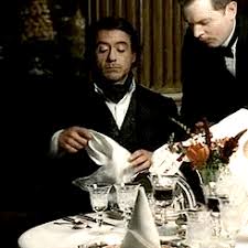 Robert Downey Jr Comendo Come Gif En Gifer De Landahelm
