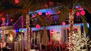 An area of long beach,that has beautiful homes along a canal. Naples Island Christmas Lights 2020 Long Beach California Youtube