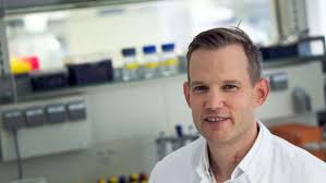 Der virologe ärgert sich zudem, wenn politiker in talkshows auf ihn bezug nehmen. Wie Christian Drosten Virologe Hendrik Streeck Bekommt Eigenen Corona Podcast Wissen Stuttgarter Nachrichten