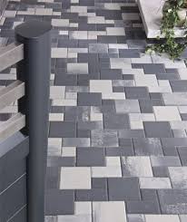 Pave Terrasse Allee Exterieur Heinrich Bock Paves Exterieur Entree De Maison Exterieur Amenagement Jardin Devant Maison