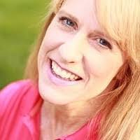 Sonja Hansen's Instagram, Twitter & Facebook