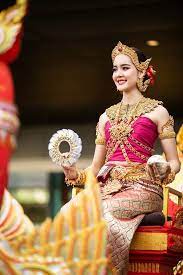 โบว์ เมลดา เผยสาเหตุย้ายช่อง ประกบเรื่องแรกคู่ณเดชน์ ดราม่าใส่ชุดเหมือนญาญ่า ไม่ได้ถ่ายเสียบแทนมาร์ก … Thailand à¸™à¸²à¸‡à¸ªà¸‡à¸à¸£à¸²à¸™à¸• à¸— à¸‡à¸©à¸°à¹€à¸—à¸§ æ½'æ°´ç¯€ ì†¡í¬ëž€ ã‚½ãƒ³ã‚¯ãƒ©ãƒ³ Thungsathevi