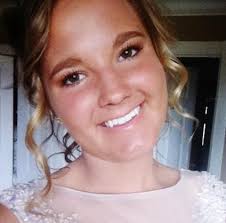 Hello everybody!! If I could bother you guys for just a second and ask if  you wouldn't mind picking up your cell phones and dialing 23000 and texting  VOTE29 to vote for