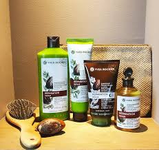 El Aceite De Jojoba Extraido A Traves De Un Proceso 100 Natural Por Su Poder Hidratante Y Su Capacidad De Tratamientos De Belleza Yves Rocher Aceite De Jojoba
