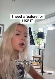 Seeking Collaborative Feature for New Electronic Song