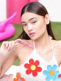 Eli Aquino (@eliwisawi)