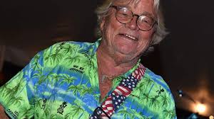 Adult Spring Break with Barefoot Man