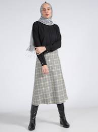 Benin Sik Tesettur Ekose Etek Modelleri Moda Tesettur Giyim Moda Etek Modelleri Ekose