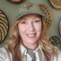 Amanda Rieman's Instagram, Twitter & Facebook