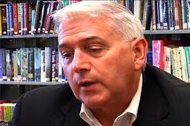 Ken Horn's Instagram, Twitter & Facebook