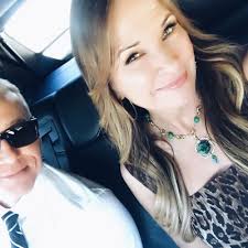 Susan Sailer Pinsky (@Firstladyoflove)