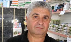 Zor Durumda Ama Duyarsız Değil: Esnaf Erdal Dönmez, Günlük Gelirini  Gazze'ye Gönderdi