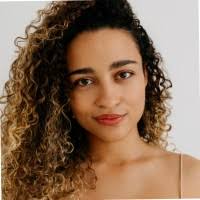 Ana Julia Pires Correia