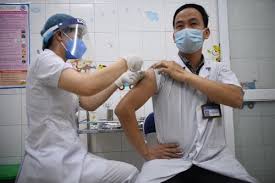 Công tác đón tiếp các tình nguyện viên được trung tâm thử nghiệm lâm sàng và tương đương sinh học, học viện quân y (hà nội) bắt đầu từ 7h15. 955 NgÆ°á»i Viá»t Nam Ä'a Ä'Æ°á»£c Tiem Váº¯c Xin Covid 19 Bao Dan Tá»c Va Phat Triá»n
