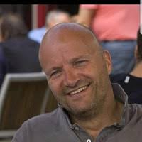 50+ "Derek ҉" profiles