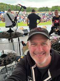 Carl Burridge's Instagram, Twitter & Facebook