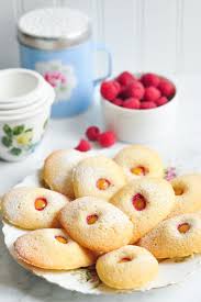 Madeleines With Lemon Curd Eat Little Bird Recipe Lemon Curd Dessert Recipes Baking