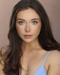 HOLLY ROSE HUNTER (@hollyrosehunter_) • Instagram photos and videos