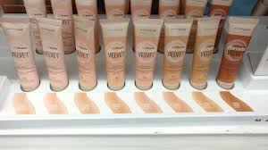 150 Fonds De Teint Dream Velvet De Maybelline A Remporter Maybelline Dream Velvet Elf Contour Palette Maybelline