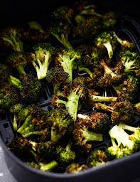 In one bowl, mix the eggs and lemon, mix well, until they are frothy. 10 Minute Crispy Air Fryer Broccoli Gimme Delicious