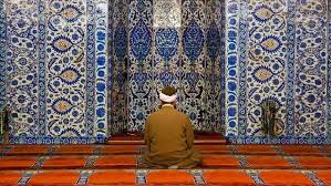 Yasak elma'da bir ayrılık daha yaşanacak. Cuma Namazi Yasak Mi Serbest Mi Cuma Namazi Camide Kilinacak Mi Son Dakika Haberleri