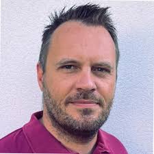 🚀 Aller vite tout seul, c'est tentant.