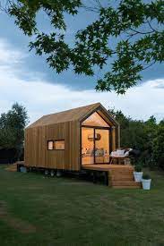 44 Do It Yourself Tiny Houses With Free Or Low Cost Plans Maanitech Com Tinyhouse Tinyhousedesign Kleines Wohnmobil Kleines Haus Einrichtung Architektur