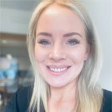 Today marks my last day at Skogsmat i Uddeholm AB, closing a 17-year long  chapter. I feel grateful for having had the chance to work in such an  inspiring industry 🍓🫐🥕🍎 .