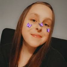 Dani Summers's Instagram, Twitter & Facebook