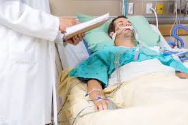 Penilaian ini dilakukan pada saat pasien pertama kali dibawa ke ugd dan penilaian dapat dilakukan oleh dokter maupun perawat.1 penilaian skor gcs berulang dalam beberapa waktu dapat digunakan untuk menilai apakah pasien mengalami perbaikan atau. Serba Serbi Glasgow Coma Scale Gcs Alomedika
