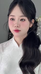 Lan Nhi (makeup artist) (@lan.nhi.makeup.art)