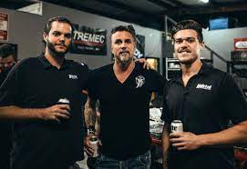 Being that i also work in the automotive business, i'm totally flattered! Richard Dennis And Big Chris Crash A Fan S Fast N Loud Watch Party Gas Monkey Garage Richard Rawlings Fast N Loud