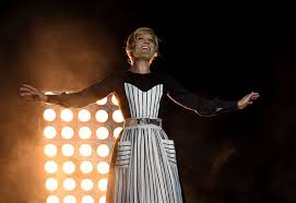 Conchita wurst und wie es zur zusammenarbeit mit thilo wolf und den nürnberger symphonikern kam. Life Ball 2018 Silberhochzeit Am Rathausplatz Zum 25 Jubilaum Kleinezeitung At