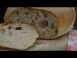 Pane Casereccio Fatto In Casa Con Lievito Madre Ricetta Facilissima 400 G Di Farina 0 100 G Di Semola Pane Fatto In Casa Pane Casereccio Pane Con Lievito Madre